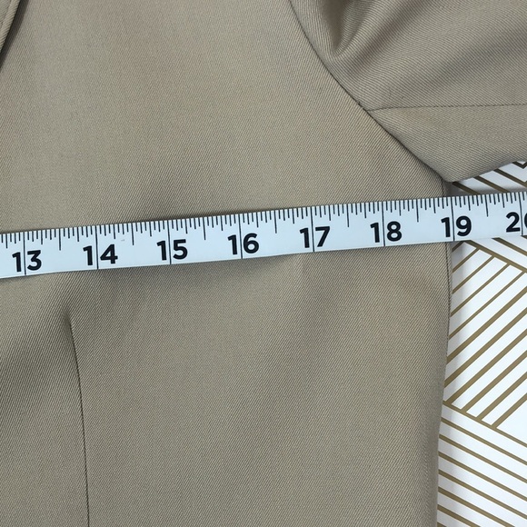 Pendleton blazer tan color - Picture 8 of 9